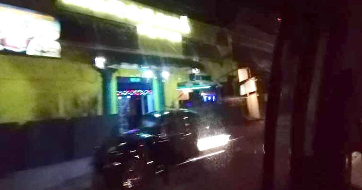 Bares de Puebla siguen operando pese a exhortos por contingencia sanitaria