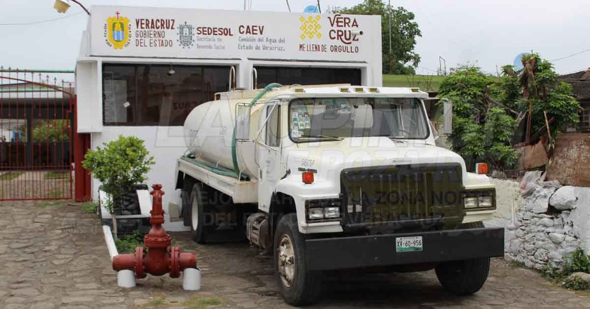 Quejas contra la administradora de la CAEV de Naranjos