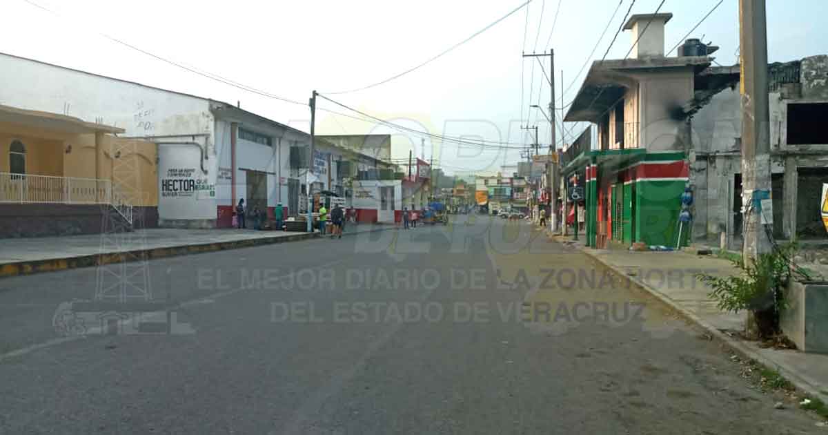 Piden sanitizar la zona centro de Cerro Azul