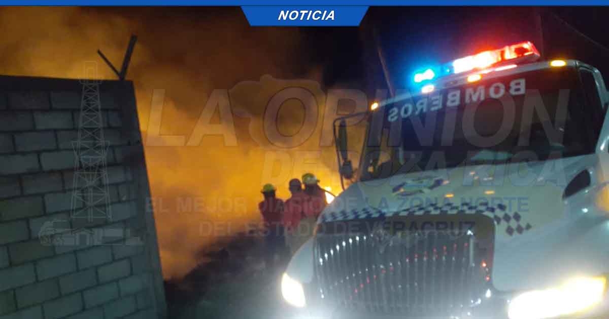 ¡Incendio en zona de ductos!