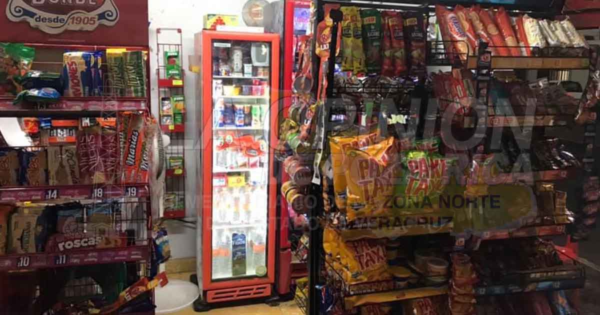 Hacen llamadas de extorsión a propietarios de negocios abiertos, en Tuxpan