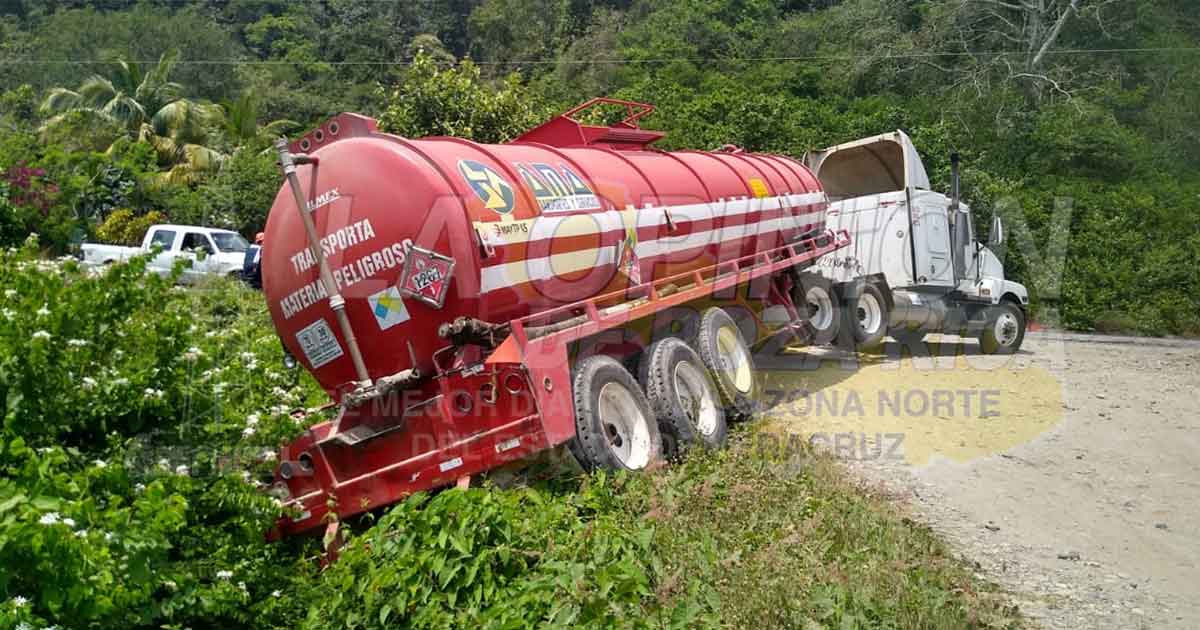 Pipa a punto de volcar en la Chote-San Andrés