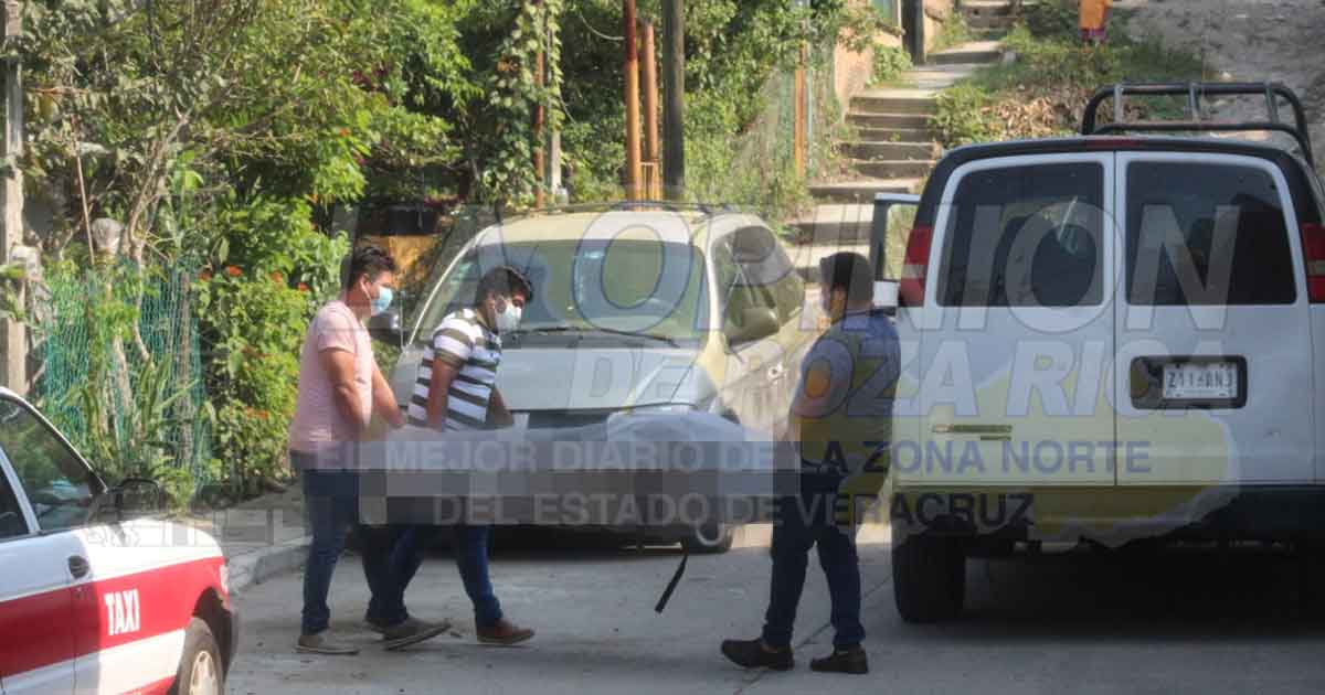 Taxista se quita la vida en la colonia Petromex