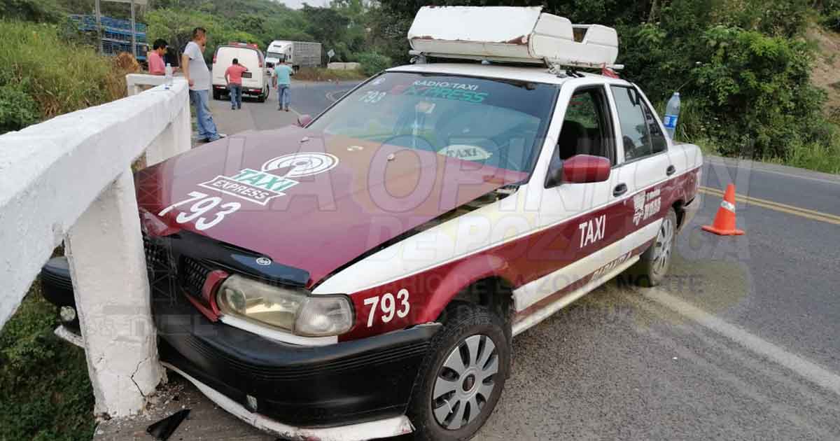 Choca y desaparece el conductor