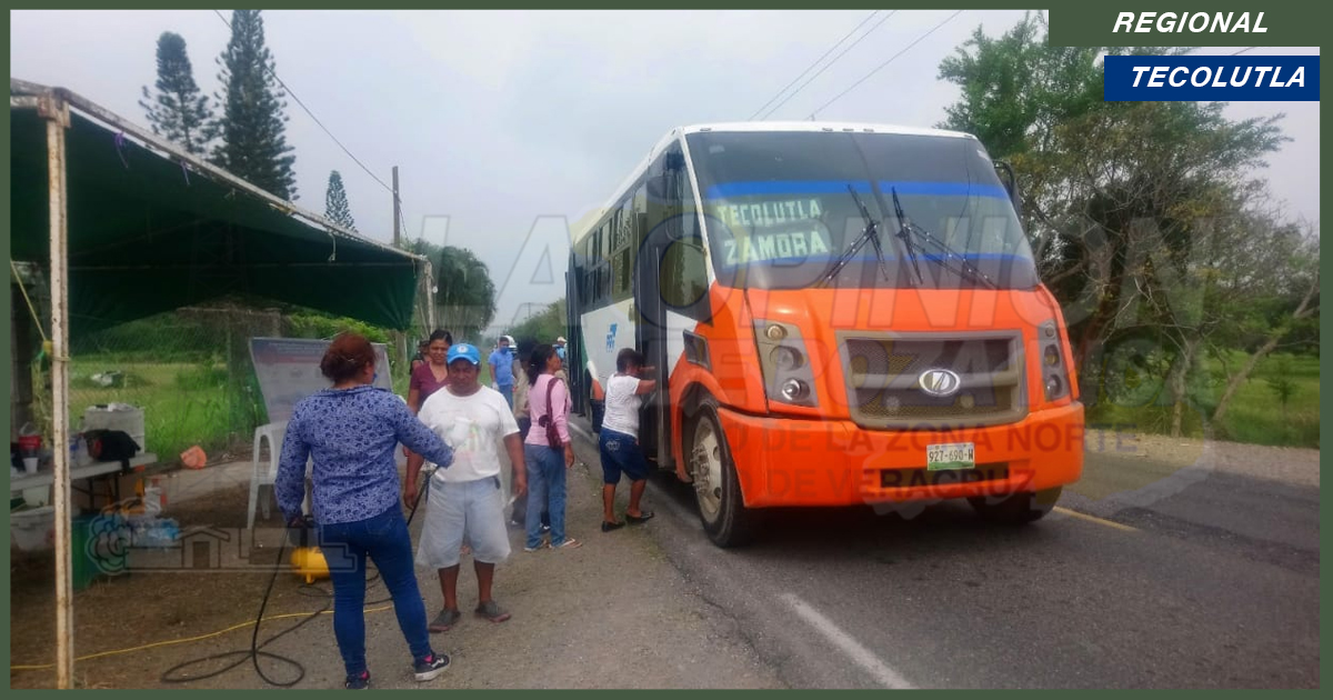 Luego de que fueran llamados delincuentes Tecolutleños refrendan apoyo a personal de filtro sanitario