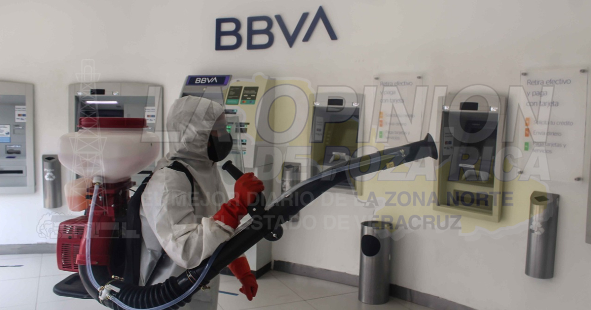 Intensifican desinfección de zonas de riesgo de contagio en Naranjos
