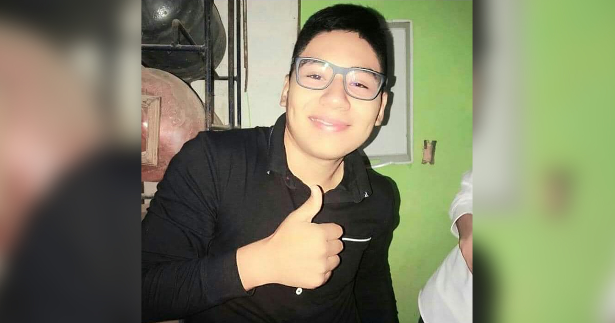 Buscan adolescente