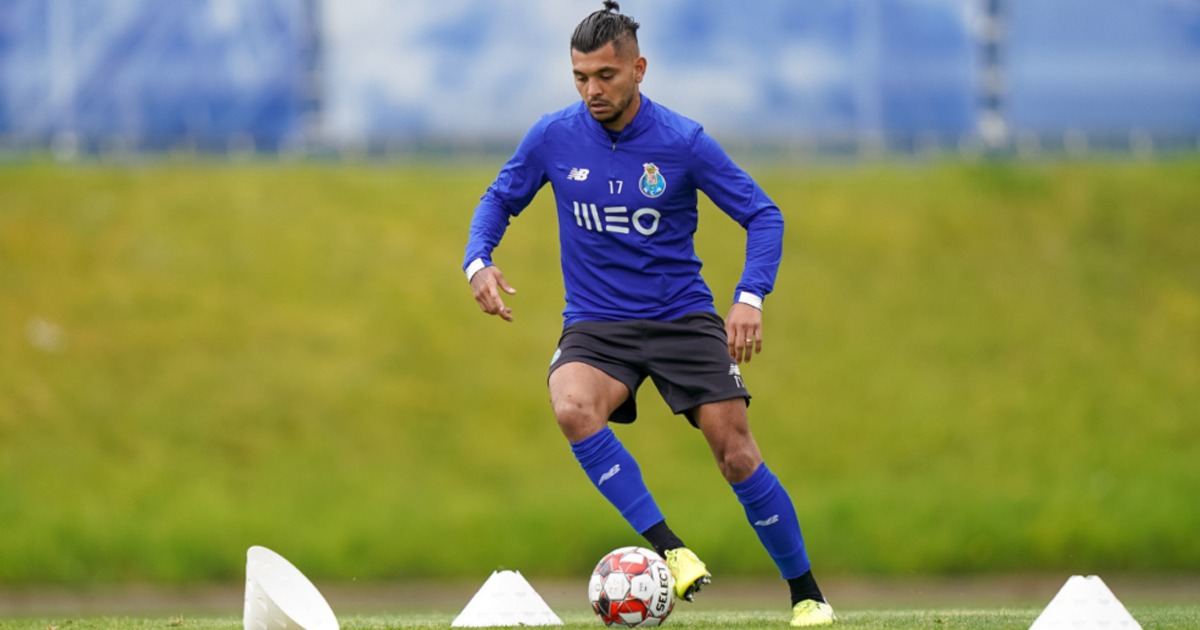 Tecatito Corona y el Porto regresan a los entrenamientos con sana distancia
