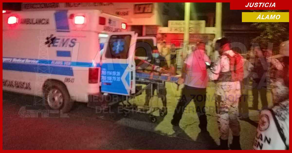 Taxistas embiste a mujer y se da a la fuga, en Álamo