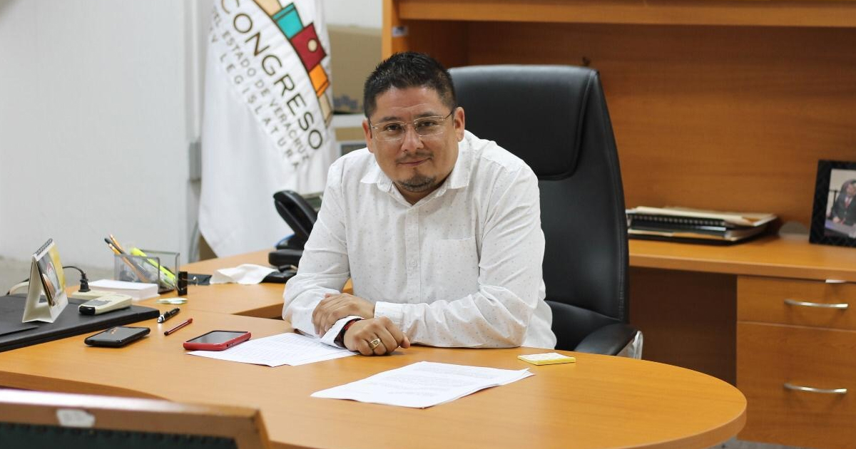 Proyecto de austeridad electoral vela por los intereses del pueblo veracruzano: Ríos Uribe