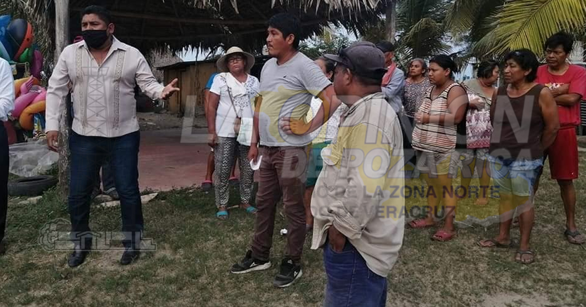 Regidor de Tuxpan utiliza Covid-19 para promover su imagen
