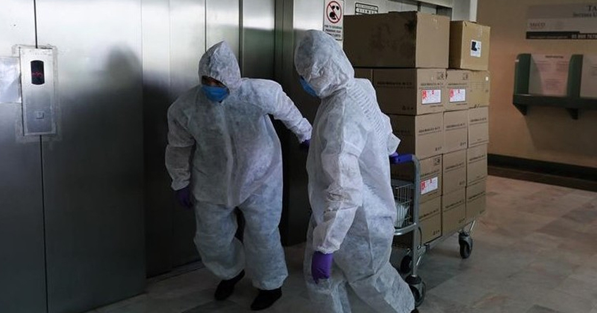 Hospital del ISSSTE rentó camión refrigerante para cuerpos con covid-19