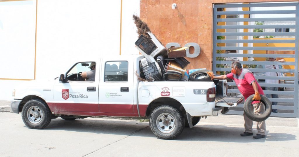 Recolectan 1 tonelada de cacharros, en la jornada de descacharrización