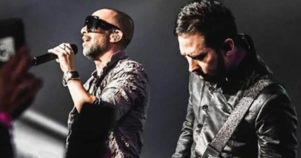 Camila festeja 15 años de carrera con "Luz"