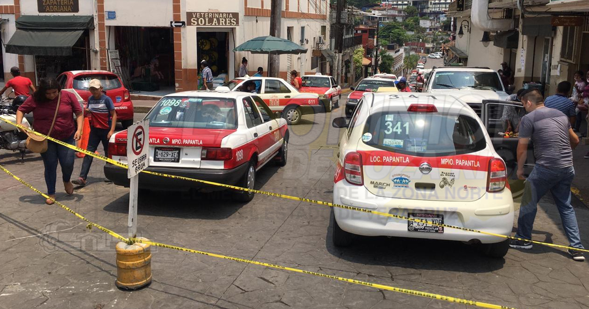 Caos por sitios de taxis, usuarios no los hallan