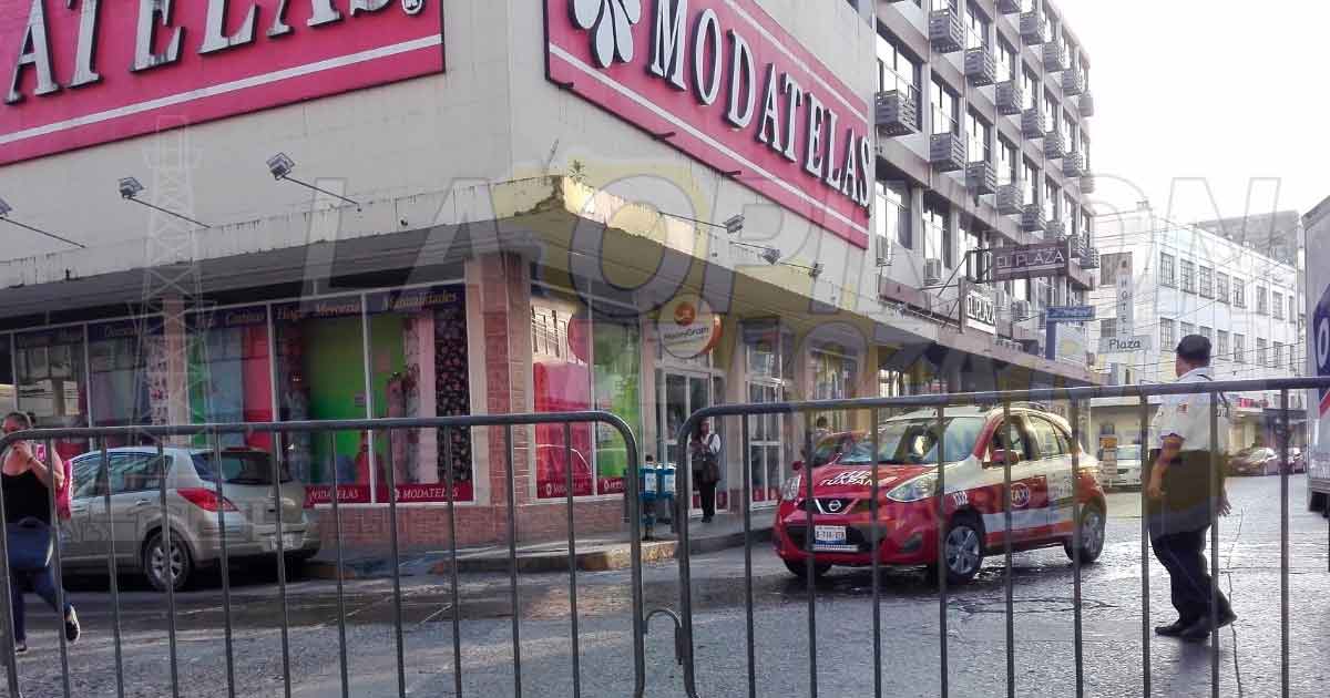 Cierran zona centro de Tuxpan y restaurantes sólo podrán vender para llevar