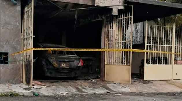 Incendian coche y casa de una enfermera en Yucatán