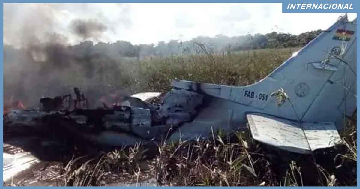 Mueren seis personas al estrellarse una avioneta en Bolivia