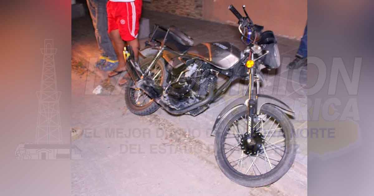 Ebrio motociclista se accidenta de manera aparatosa en Martínez de la Torre
