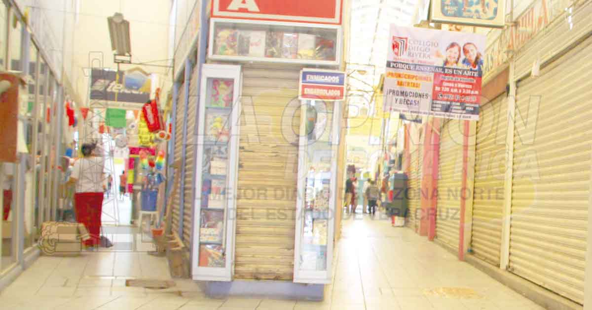 Mercado Poza Rica en crisis