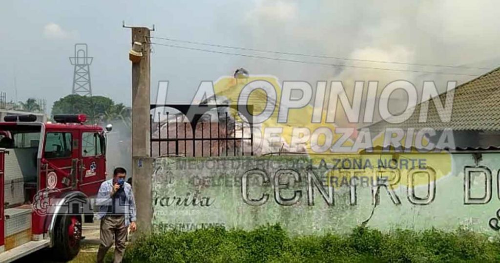 ¡Se incendia una palapa de ex funcionario de la SEPH!