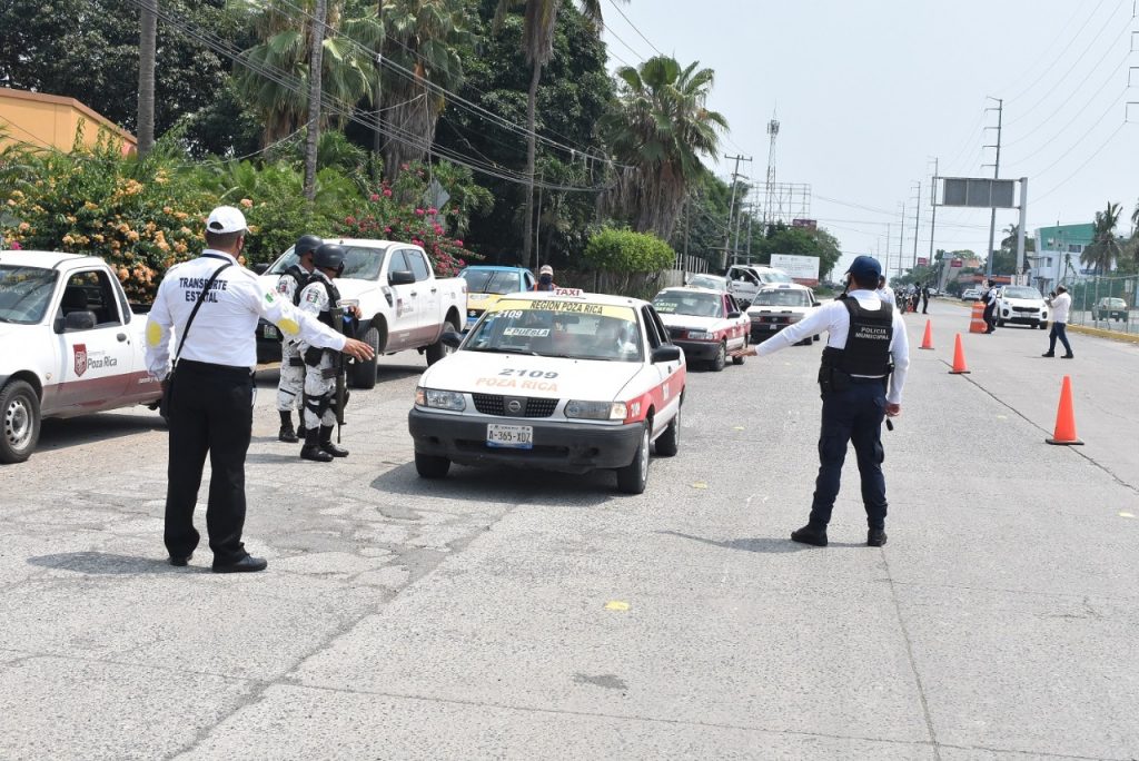 Recorren la ciudad para garantizar cumplimiento de disposiciones sanitarias