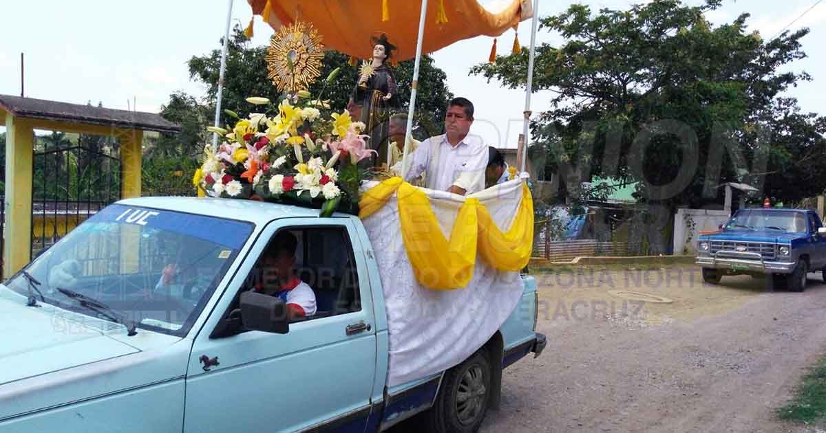 No pasó desapercibido el Día de San Pascual Bailón