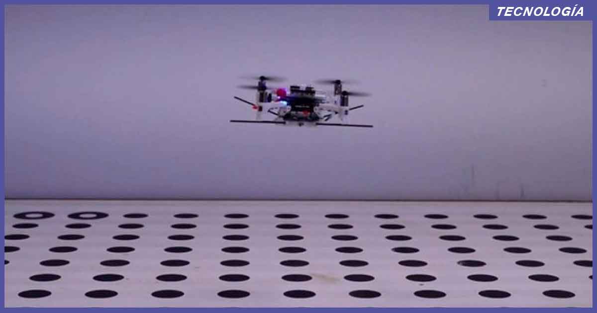 Este dron copia el mecanismo de detección “ciega” de los mosquitos para esquivar obstáculos (VIDEO)