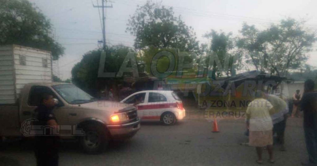 ¡Anciano atropellado por una camioneta!