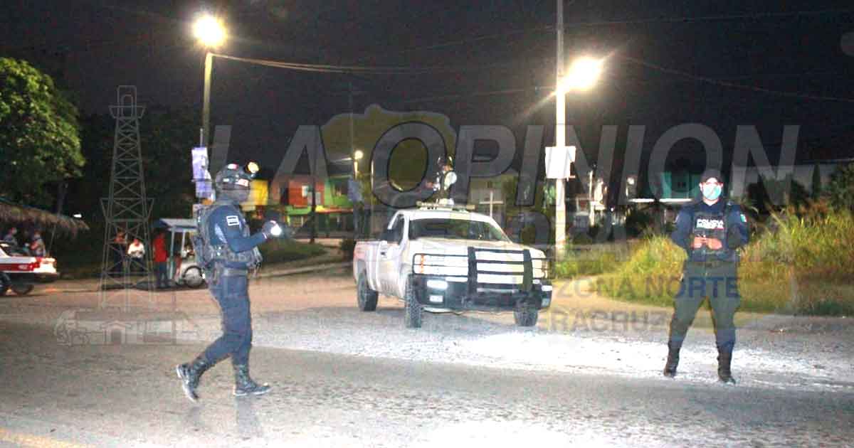 Supervisan comercios en cuestión sanitaria por Covid-19, en Coatzintla