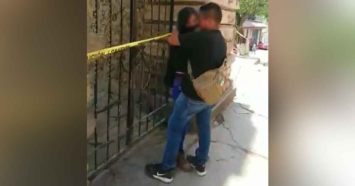 Captan a pareja besuqueándose en medio de la pandemia de COVID-19