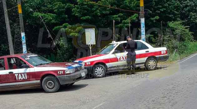 Taxistas de Cazones no cumplen indicaciones contra Covid-19