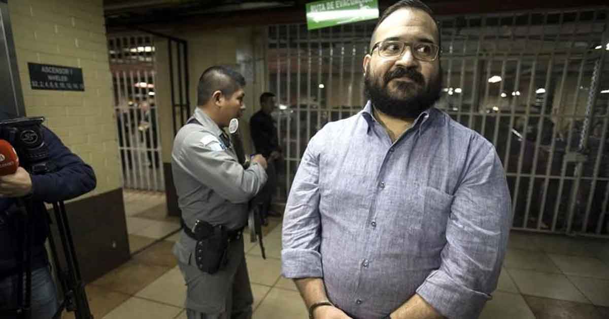 Frenan decomiso de bienes a Javier Duarte
