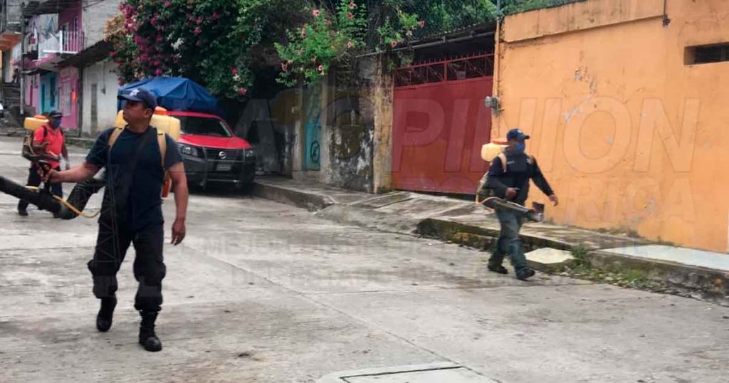 Cierran negocios en Coyutla, solo farmacias están abiertas