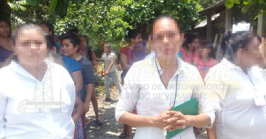 Mujeres a punto de ser linchadas