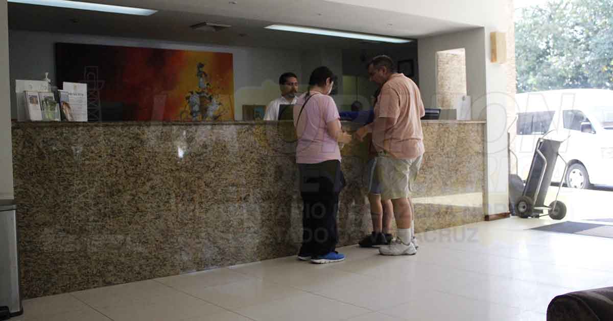 Hoteleros sin fecha para abrir
