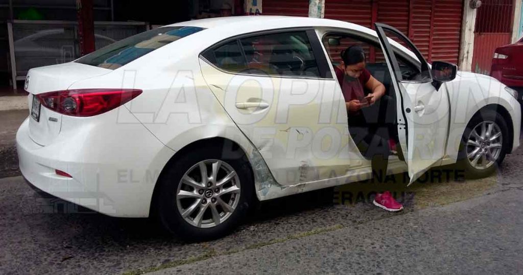 Choca con un Policía del IPAX