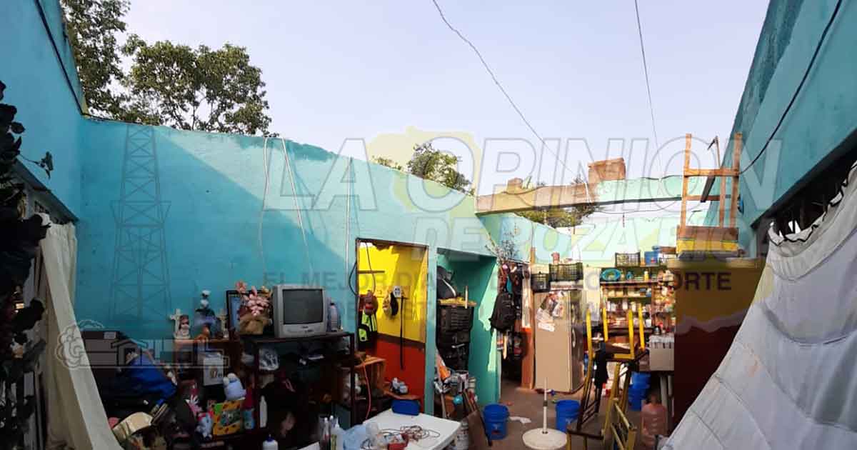 En varias comunidades de Coatzintla, reportan afectaciones en servicio de energía eléctrica