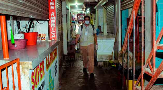 Realizan operativo de salud En el mercado de Naranjos