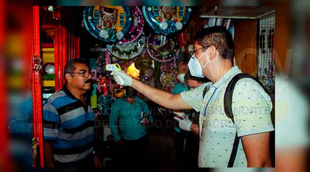 Realizan operativo de salud En el mercado de Naranjos