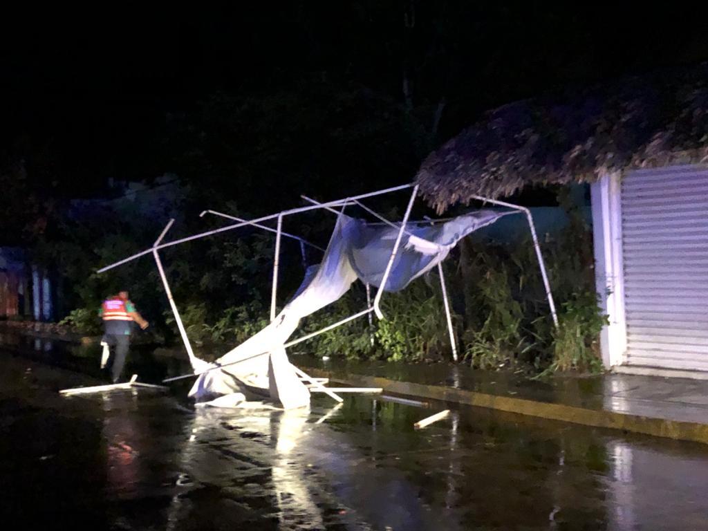 Turbonada deja cuantiosos daños y afectaciones en la red eléctrica