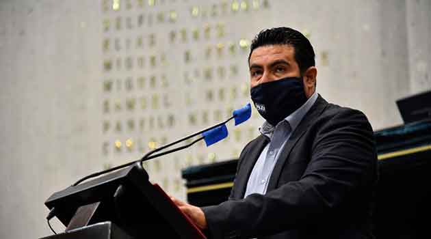 Modificarían la Constitución para evitar el uso de programas con fines electorales
