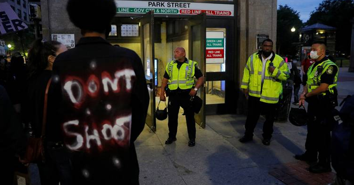 Policía de Minneapolis será desmantelada y reconstruida tras muerte de George Floyd
