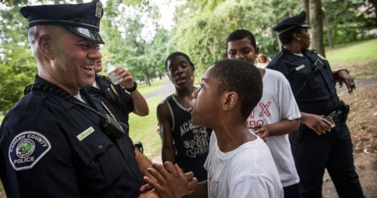 Muerte de George Floyd | Camden, la peligrosa ciudad de EE.UU. que disolvió su departamento de policía y redujo el crimen