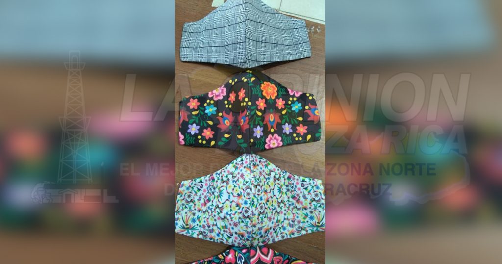 En Papantla, cubrebocas llegaron para quedarse
