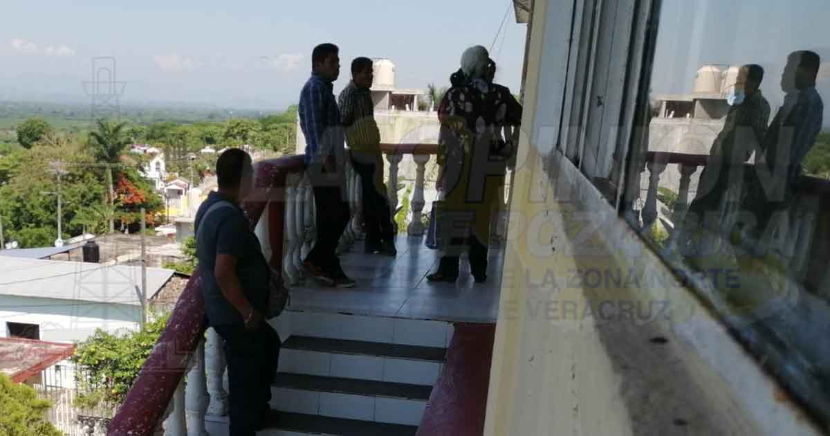Hijastros despojan a su madrastra de su casa en El Zapote, Espinal