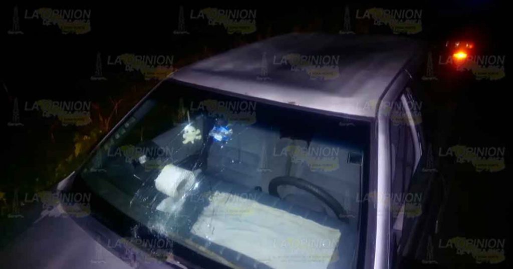 Motocicleta le pasa encima a un Spirit, en Gutiérrez Zamora