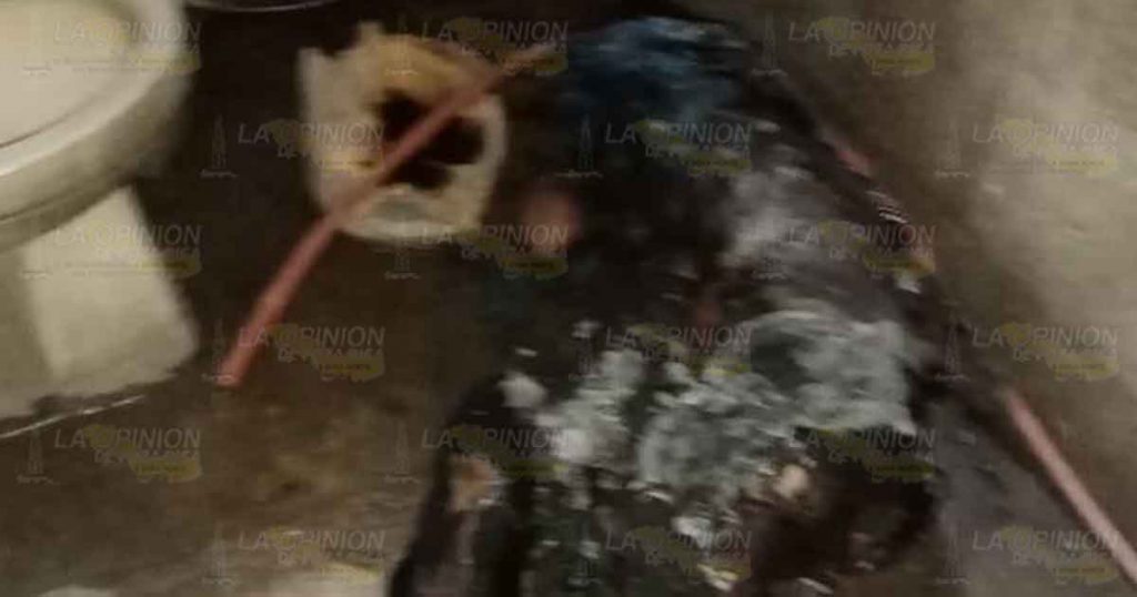 Muere calcinado en el interior de su baño