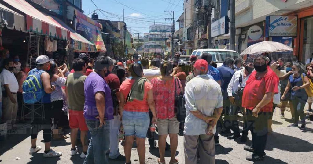 Protesta de comerciantes en Poza Rica