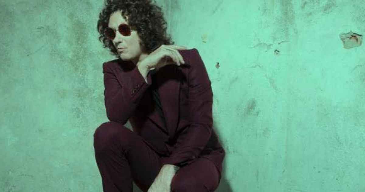 ¿Enrique Bunbury hizo plagio en 37 de sus canciones?